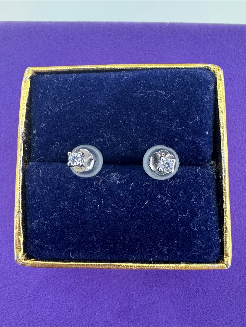 💛 Classic Sterling Silver Clear Cubic Zirconia Stud Earrings | Classic Sparkle